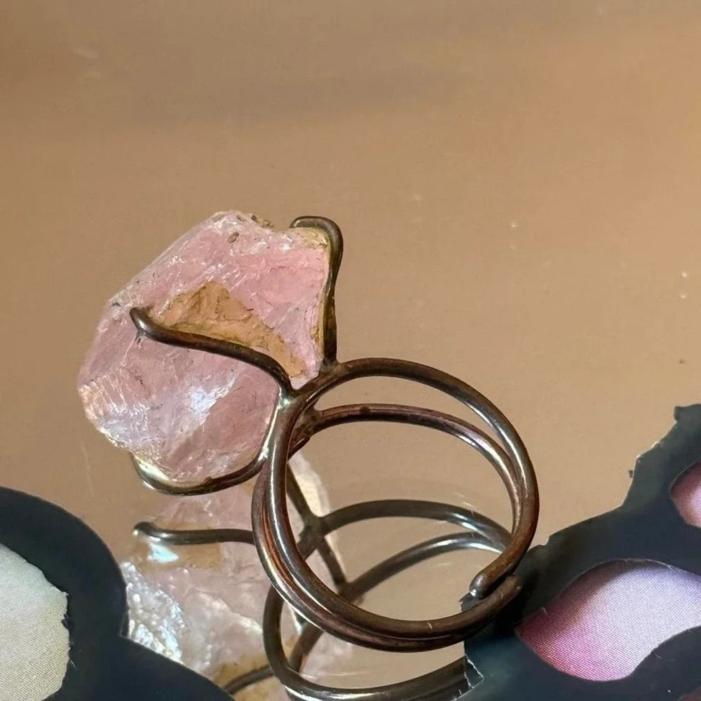 Rose quartz ring with adjustable band